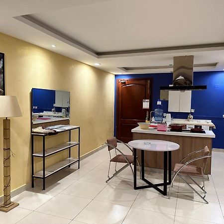 Sunset Luxury Gold Crest Mall Residency Lahor Dış mekan fotoğraf