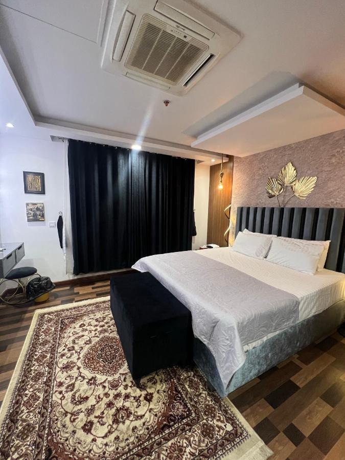 Sunset Luxury Gold Crest Mall Residency Lahor Dış mekan fotoğraf