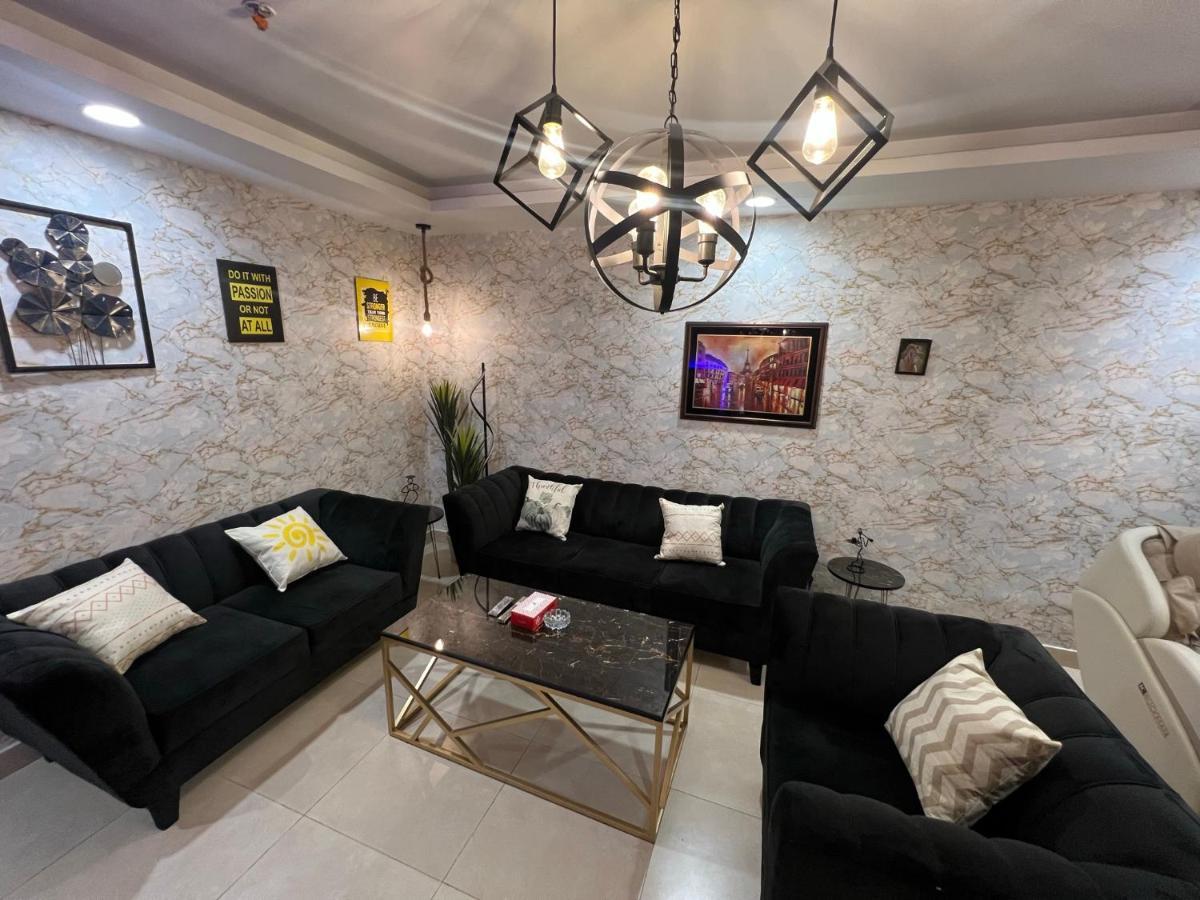 Sunset Luxury Gold Crest Mall Residency Lahor Dış mekan fotoğraf