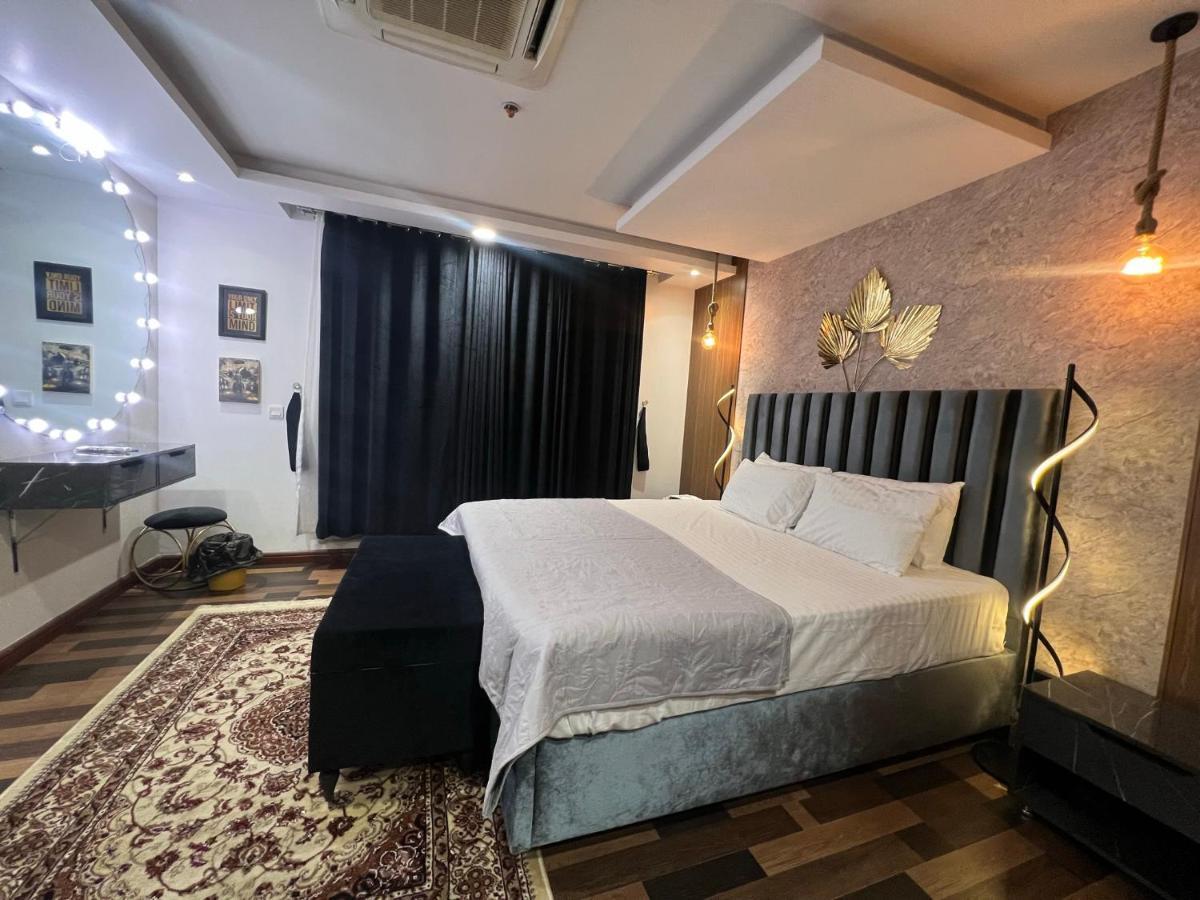 Sunset Luxury Gold Crest Mall Residency Lahor Dış mekan fotoğraf